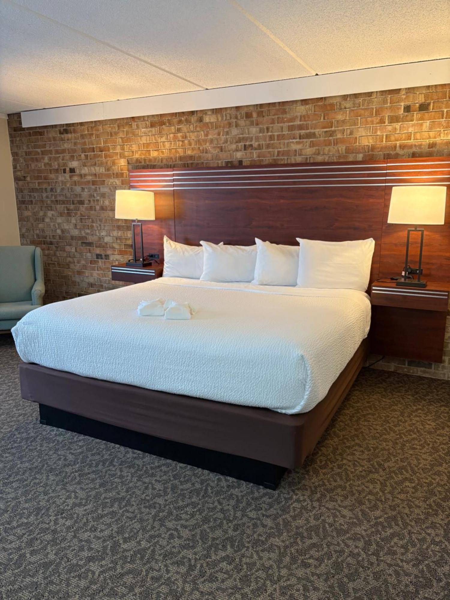 The Hudson Inn Morris Phòng bức ảnh
